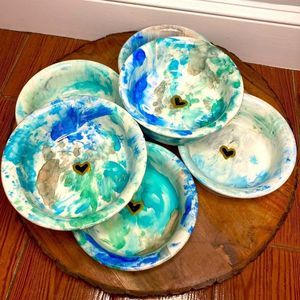 Set of 6 porcelain bowls